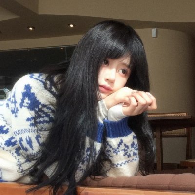 女学生和亨利先生
